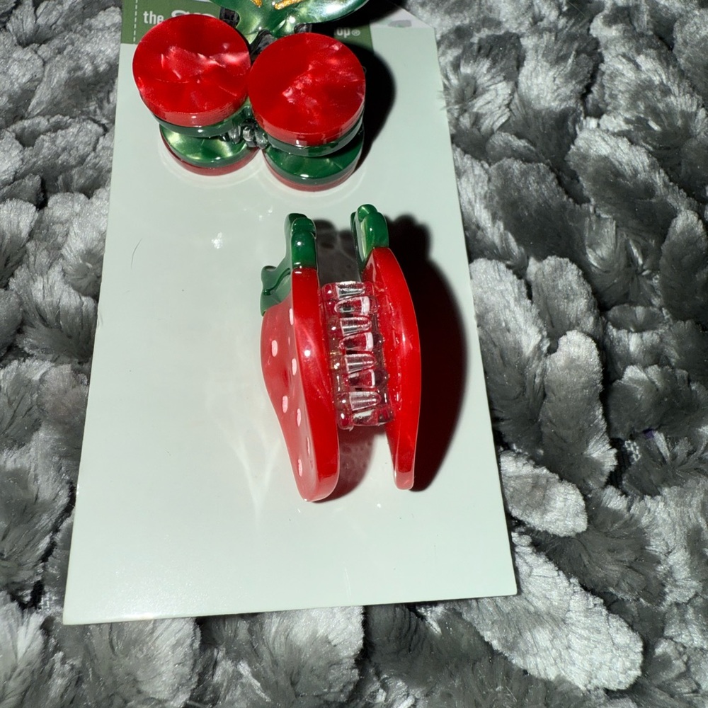 Cherry & Watermelon NWT Mini Hair Clips - Picture 2 of 3